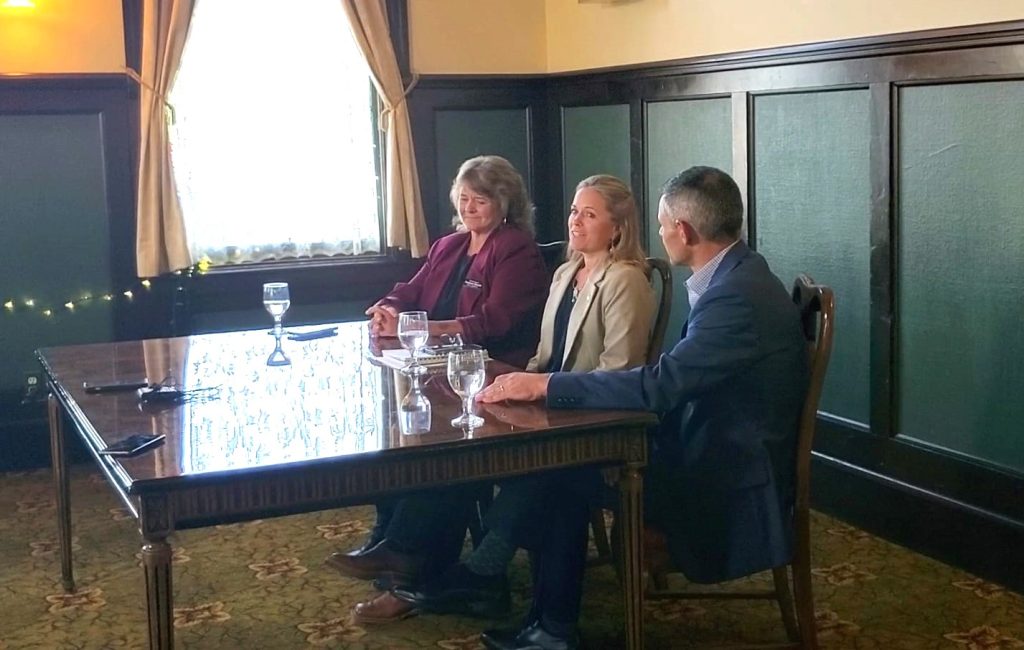 (left to right) Idaho state rep. Barbara Ehardt, Oregon state rep. Vikki Breese-Iverson, and Greater Idaho movement spokesman Matt McCaw speak at a press conference in Baker City, Oct 19, 2023.